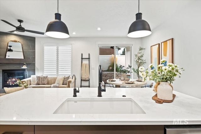 493 N Plainfield Avenue, Eagle, ID 83616