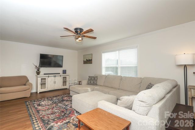 154 Back Acres Lane, Kannapolis, NC 28081