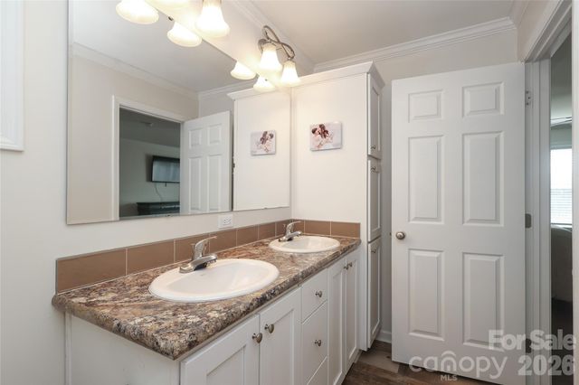 154 Back Acres Lane, Kannapolis, NC 28081
