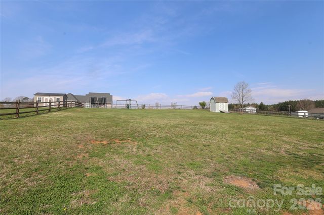 154 Back Acres Lane, Kannapolis, NC 28081