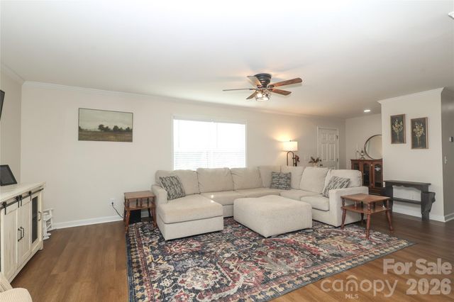 154 Back Acres Lane, Kannapolis, NC 28081