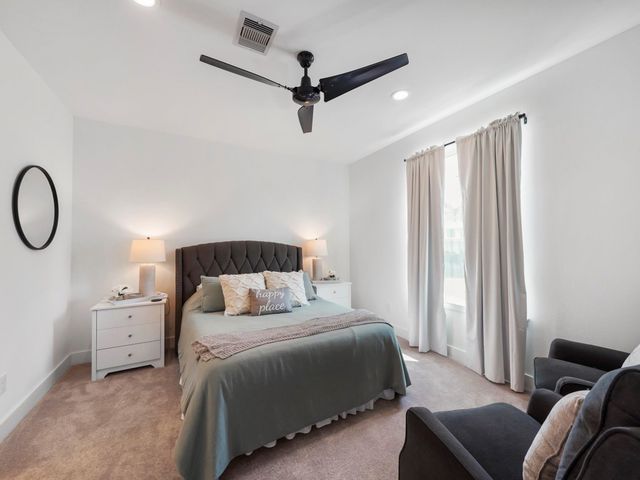 1218 W 24th Street D, Houston, TX 77008