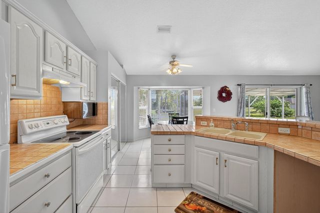 12553 82nd Street N, The Acreage, FL 33412