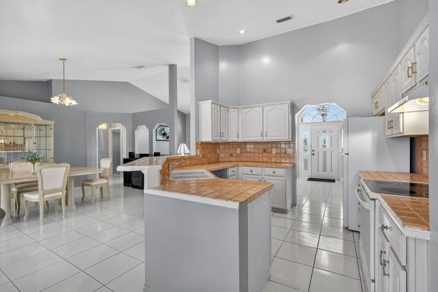 12553 82nd Street N, The Acreage, FL 33412