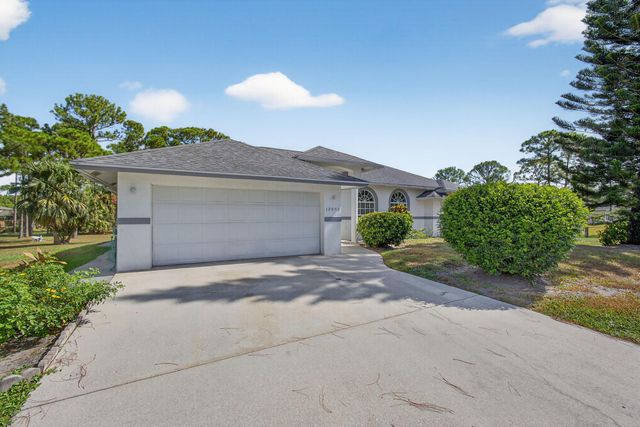 12553 82nd Street N, The Acreage, FL 33412