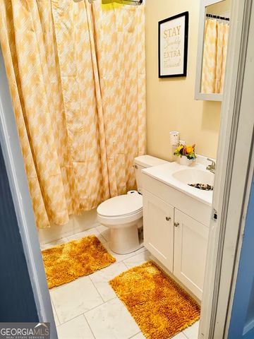 686 robert henry Street, Macon, GA 31206