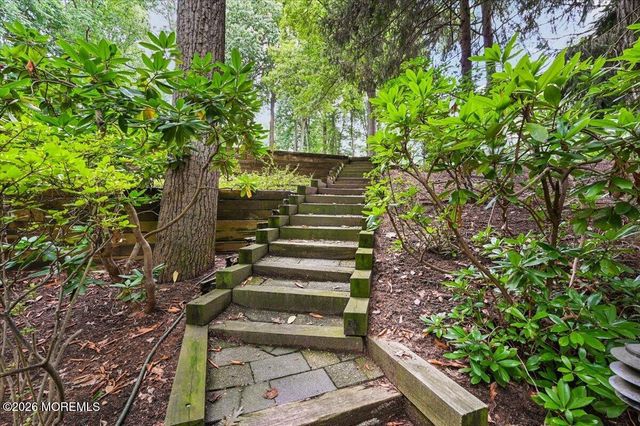 155 Borden Road, Middletown, NJ 07748