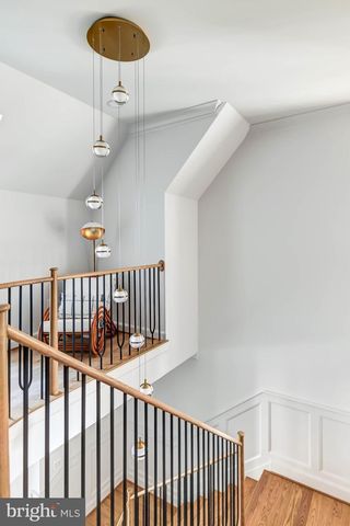 1538 FOREST LN, Mclean, VA 22101