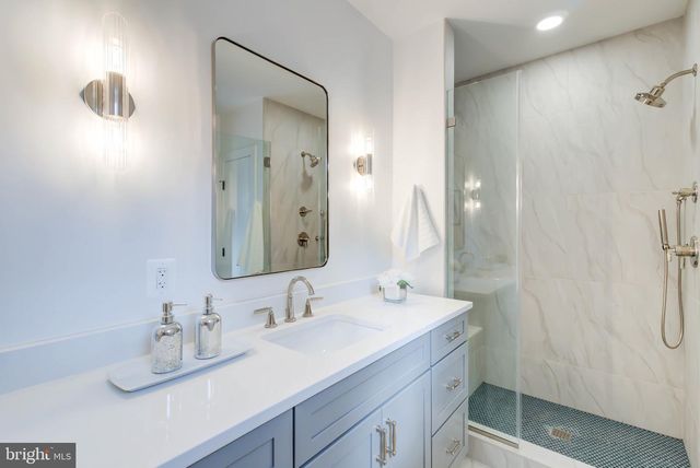 1538 FOREST LN, Mclean, VA 22101