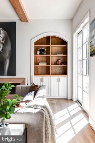 1538 FOREST LN, Mclean, VA 22101