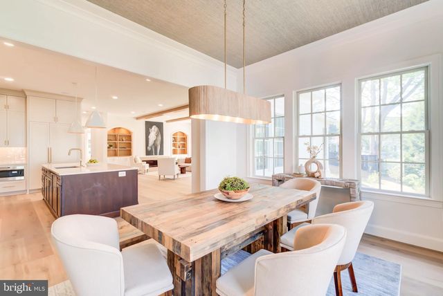 1538 FOREST LN, Mclean, VA 22101