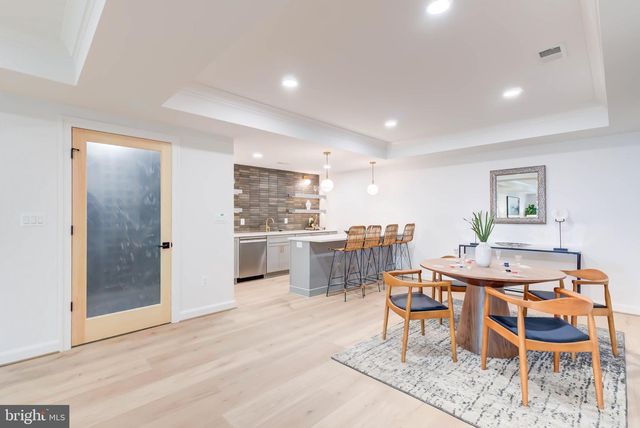 1538 FOREST LN, Mclean, VA 22101