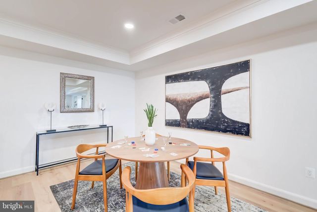 1538 FOREST LN, Mclean, VA 22101