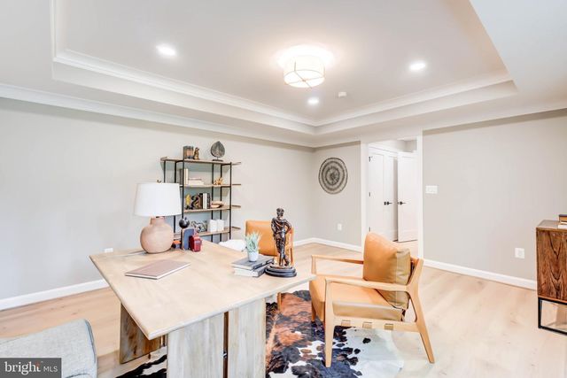 1538 FOREST LN, Mclean, VA 22101