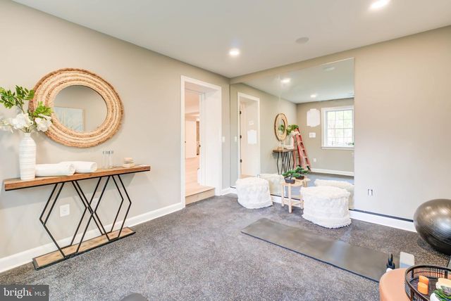 1538 FOREST LN, Mclean, VA 22101