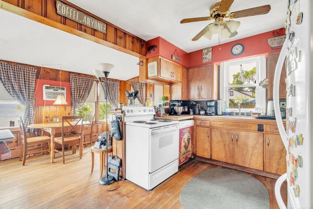 8941 & 8943 Lakeshore Road, Lexington, MI 48450