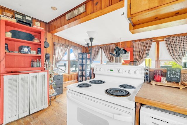 8941 & 8943 Lakeshore Road, Lexington, MI 48450