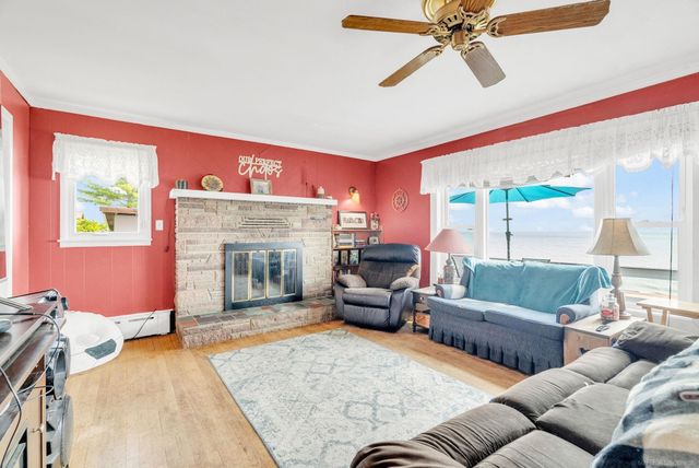 8941 & 8943 Lakeshore Road, Lexington, MI 48450