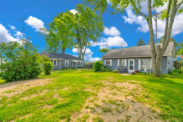 8941 & 8943 Lakeshore Road, Lexington, MI 48450
