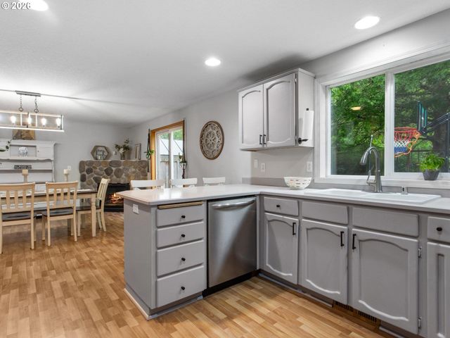 1720 Ne 16TH Loop, Battle Ground, WA 98604