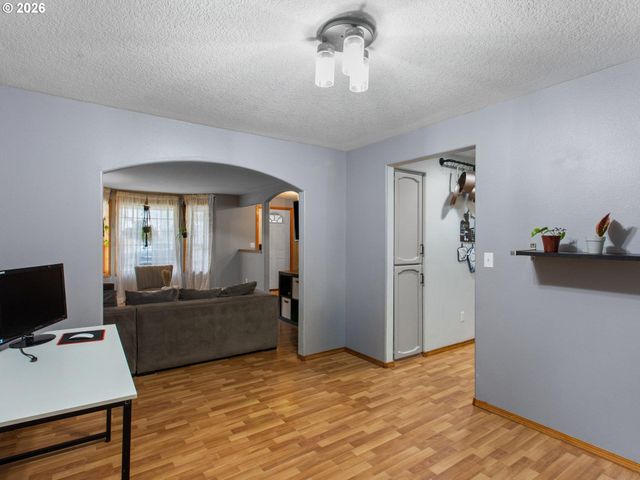 1720 Ne 16TH Loop, Battle Ground, WA 98604
