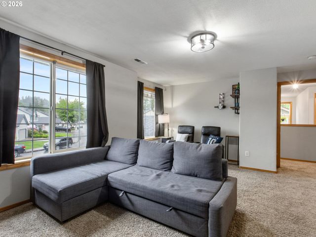 1720 Ne 16TH Loop, Battle Ground, WA 98604