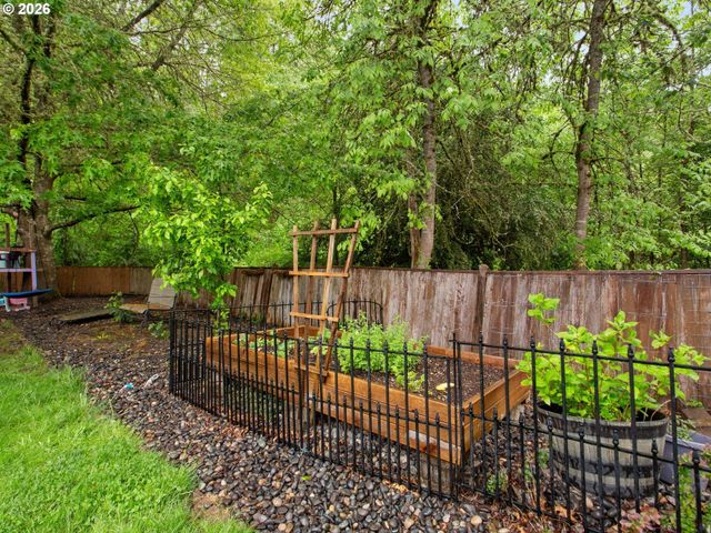 1720 Ne 16TH Loop, Battle Ground, WA 98604