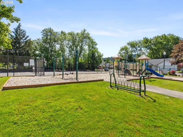 1720 Ne 16TH Loop, Battle Ground, WA 98604