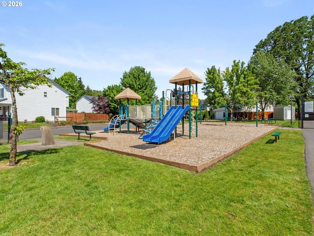1720 Ne 16TH Loop, Battle Ground, WA 98604