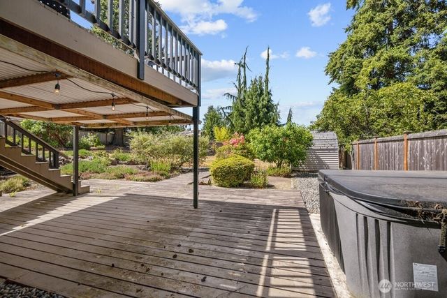7360 NE 145th Place, Kenmore, WA 98028