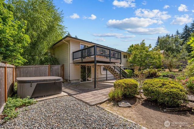 7360 NE 145th Place, Kenmore, WA 98028