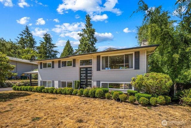 7360 NE 145th Place, Kenmore, WA 98028