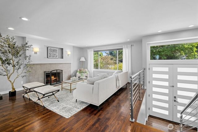 7360 NE 145th Place, Kenmore, WA 98028