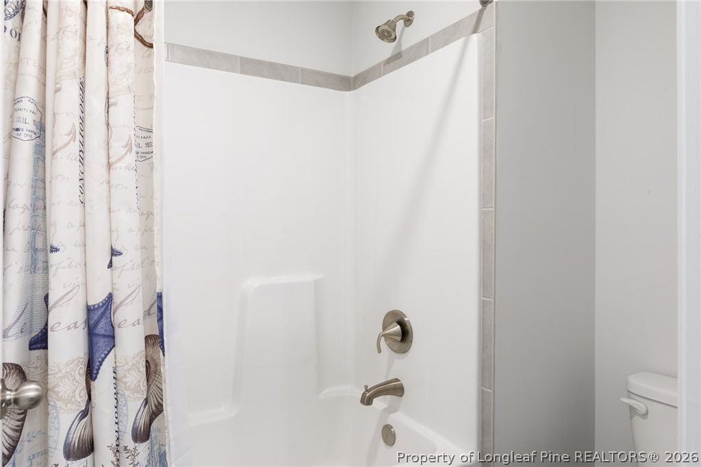 6820 Running Fox Road, Hope Mills, NC 28348 — photo 33