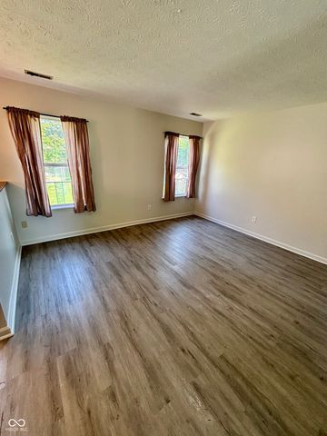 1808 Roosevelt Drive, Greenfield, IN 46140
