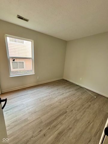 1808 Roosevelt Drive, Greenfield, IN 46140