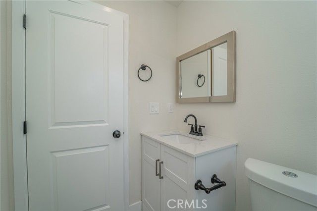 7420 Hobart, Los Angeles, CA 90047