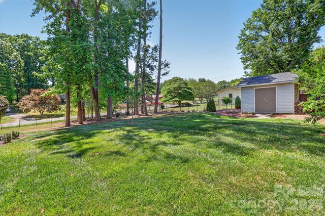5601 Beaver Dam Lane, Mint Hill, NC 28227