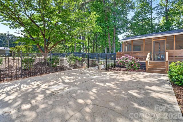 5601 Beaver Dam Lane, Mint Hill, NC 28227