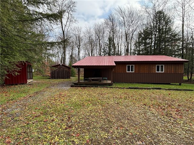 5274 Sackett Road, Highland Twp, PA 16735