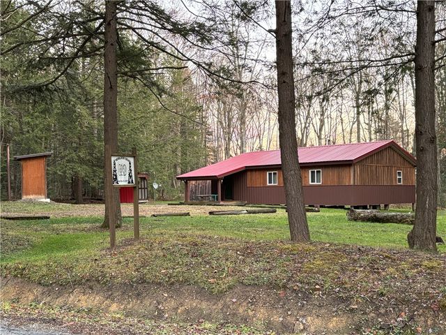 5274 Sackett Road, Highland Twp, PA 16735