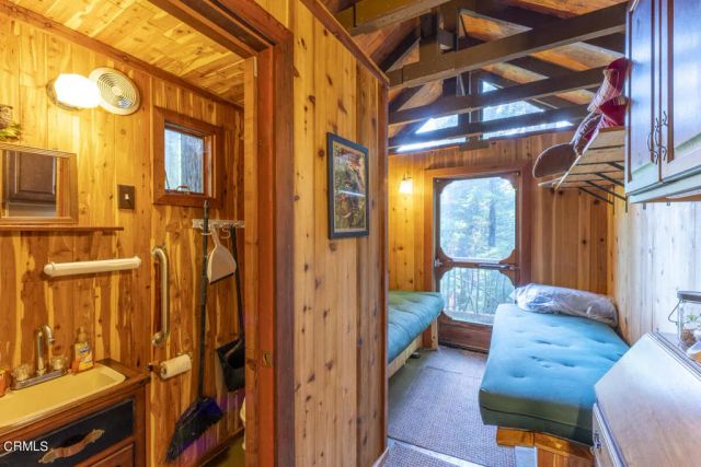 33451 Little Valley Road, Fort Bragg, CA 95437