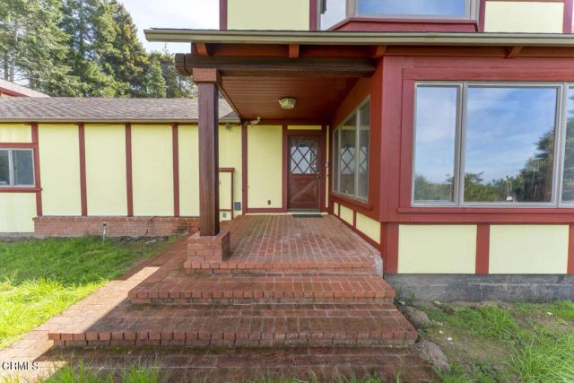 33451 Little Valley Road, Fort Bragg, CA 95437