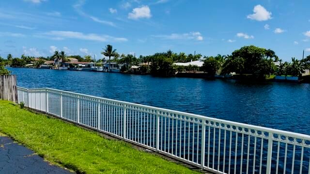 1150 NW 30th Court NW 203, Wilton Manors, FL 33311