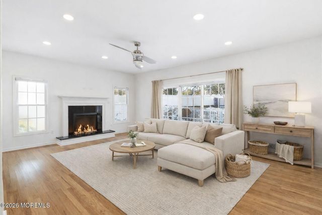 69 Fortune Court, Toms River, NJ 08755