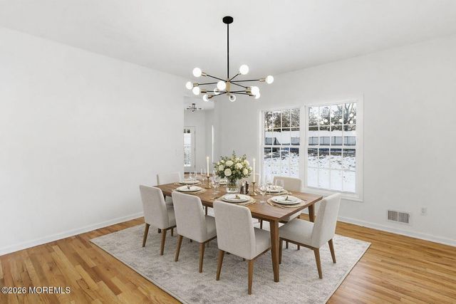 69 Fortune Court, Toms River, NJ 08755