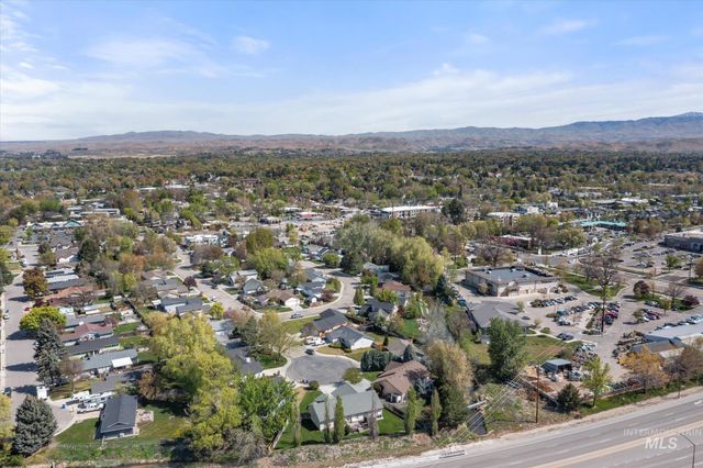 366 S Kestrel Place, Eagle, ID 83616