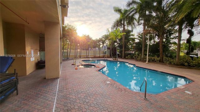 3500 Coral Way 606, Miami, FL 33145