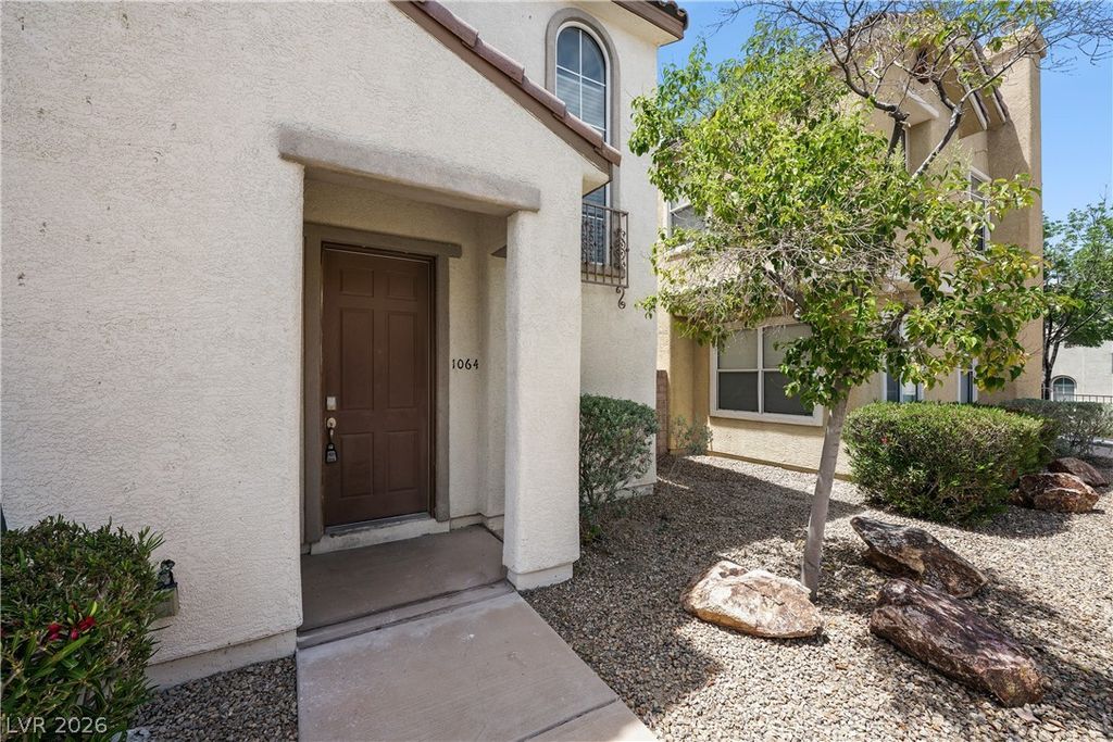 1064 Sonora Hill Court, Las Vegas, NV 89138