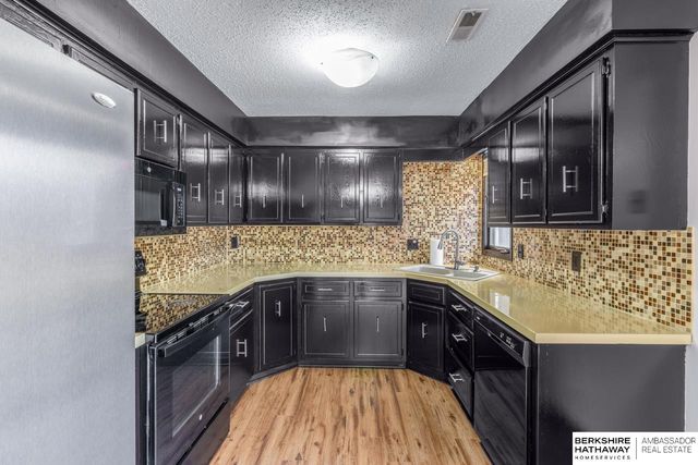 11713 Sprague Circle, Omaha, NE 68164